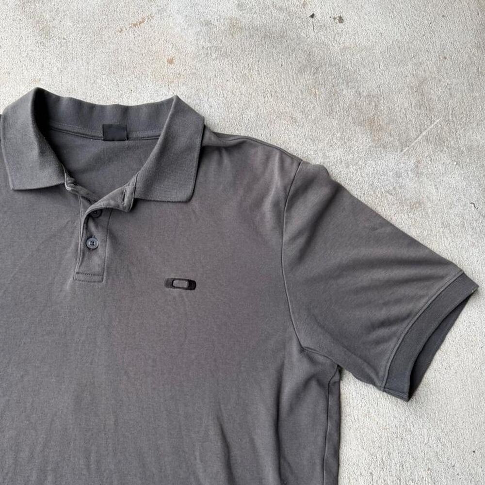 Vintage oakley polo shirt vintage